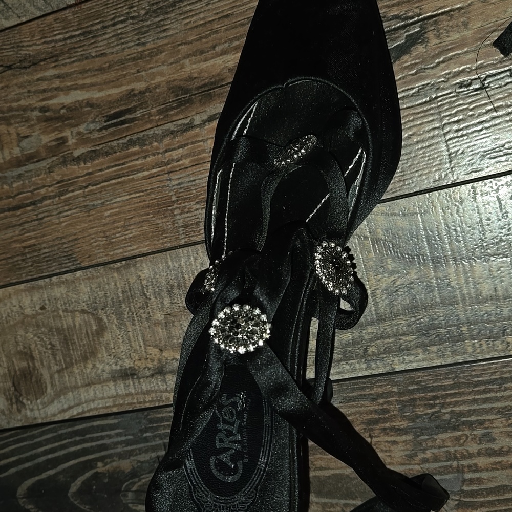 Carlos by Carlos Santana Black Heels Strappy Design